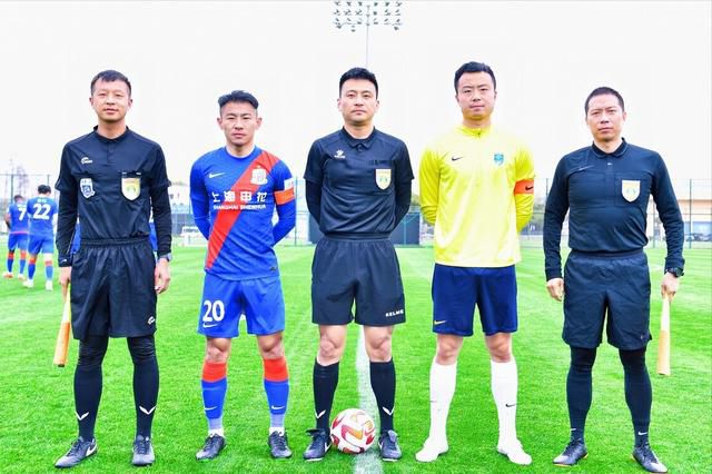 女人是男人的未来你的声音好好听